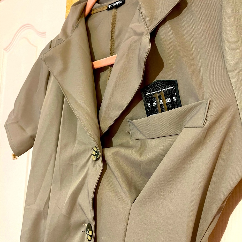 ✨gray romper ✨ - Picture 3 of 4